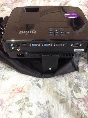 Proyector BENQ 3000L HDMI 3D