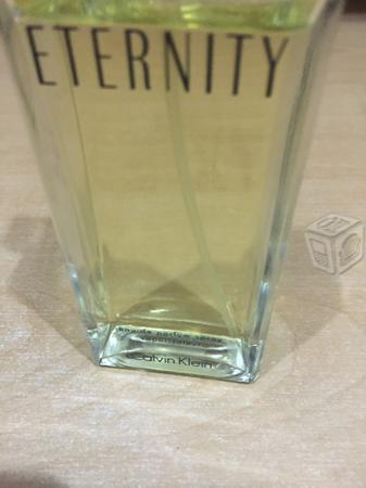 Perfume nuevo eternity