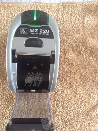Impresora marca zebra MZ-220