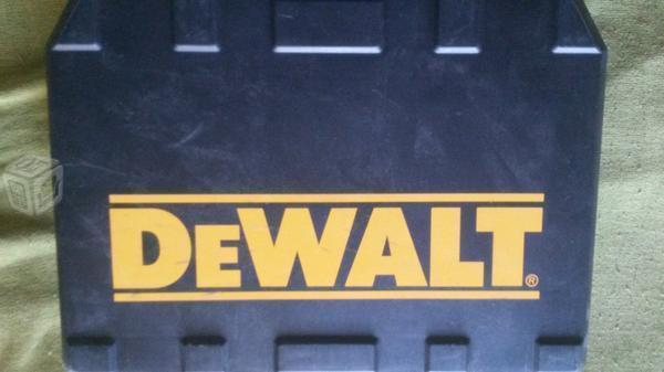 Atornillador dewalt