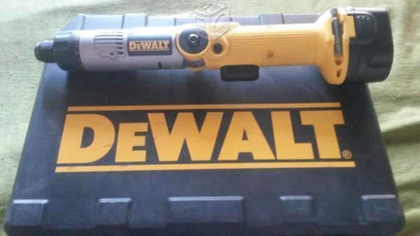 Atornillador dewalt