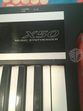 Sintetizador korg x50