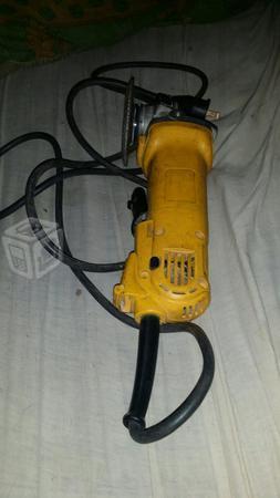 Pulidora DEWALT muy bien tratadita