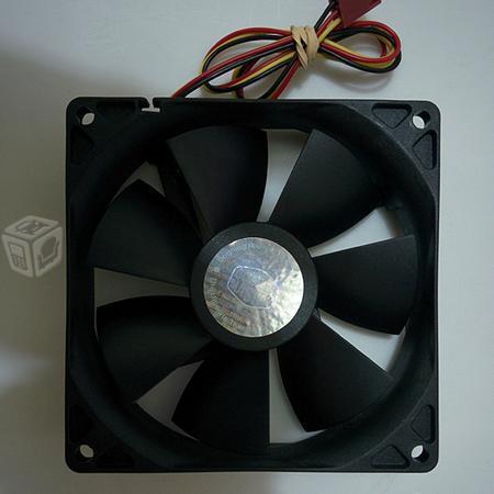 Ventilador coolermaster 90 mm