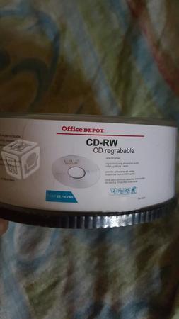 25 CD Regabable Office Depot