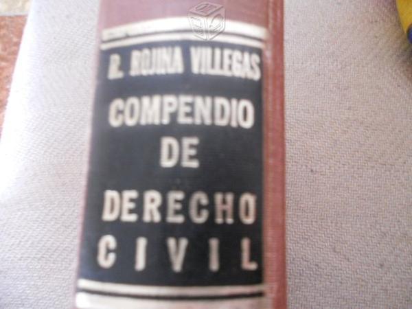 Tres libros de derecho