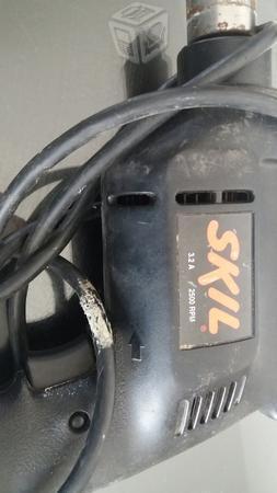 Taladro skil 3/8 reversible