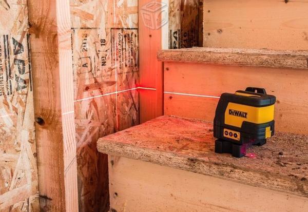 Laser dewalt 3 puntos auto nivelante dw0822