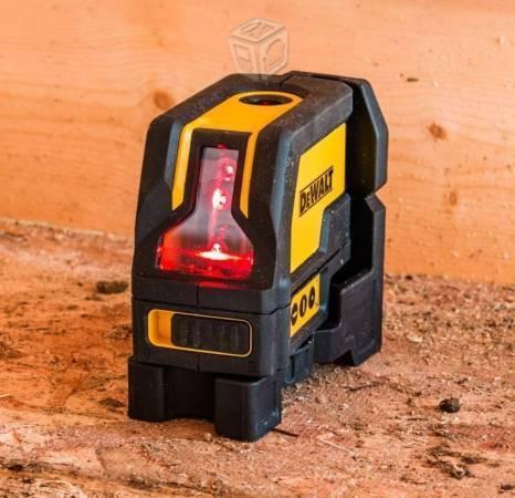 Laser dewalt 3 puntos auto nivelante dw0822