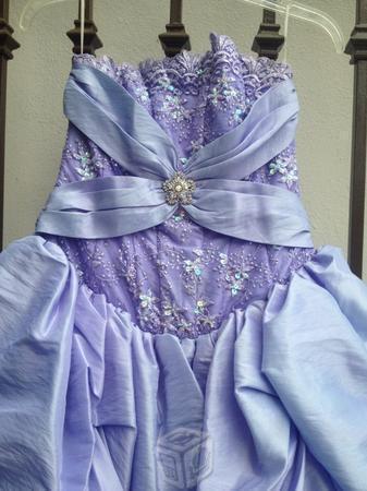 Vestido de xv años color lila