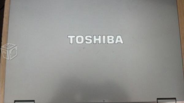 Toshiba dual core, lector de huella, bateria 2hrs