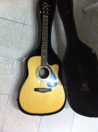 Guitarra Yamaha