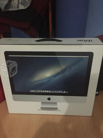 IMac como NUEVA. Caja y accesorios