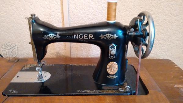 Maquina de coser SINGER Antigua Hecha en 1918