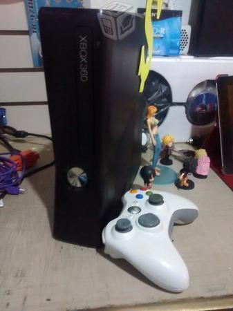 Xbox 360 slim 4gb lt 3.0