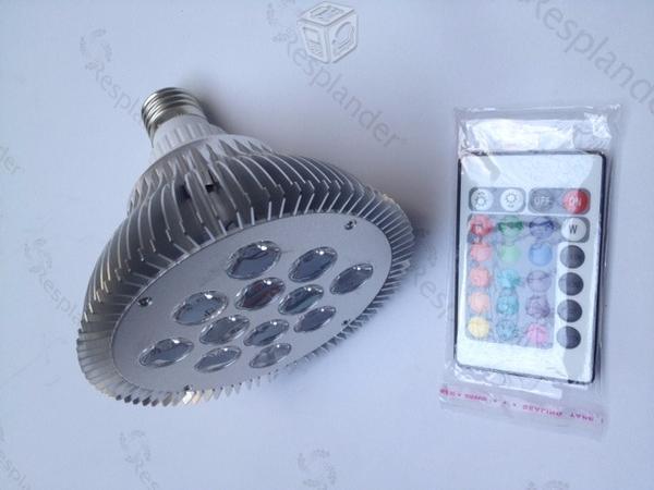 Foco LED Par 38 RGB 12 Watts Con Control Remoto