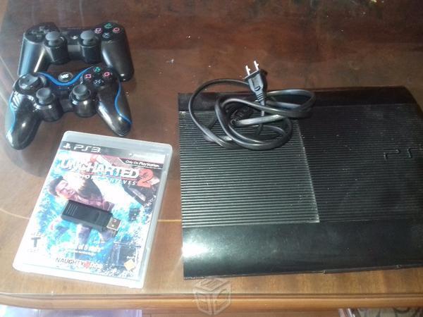 PS3 SEMI NUEVO 2 controles