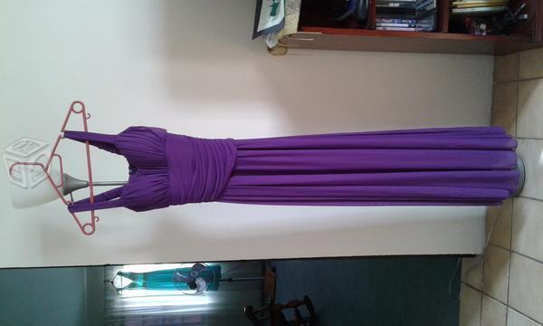 Vestido morado