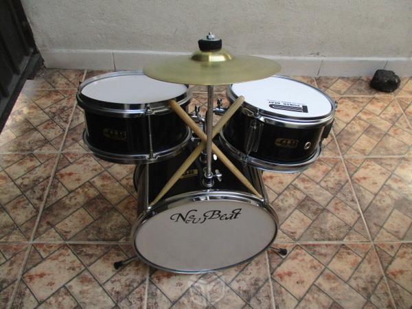 Bateria DB Infantil Color Negra Impecable