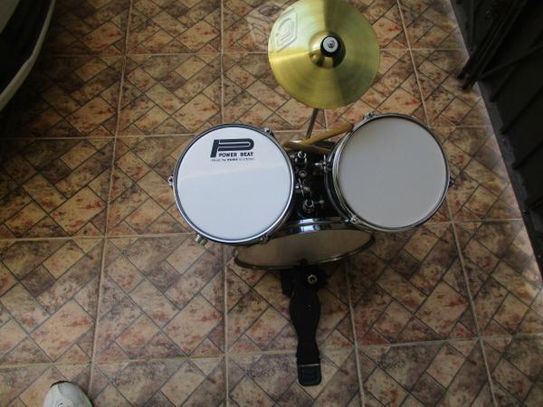 Bateria DB Infantil Color Negra Impecable