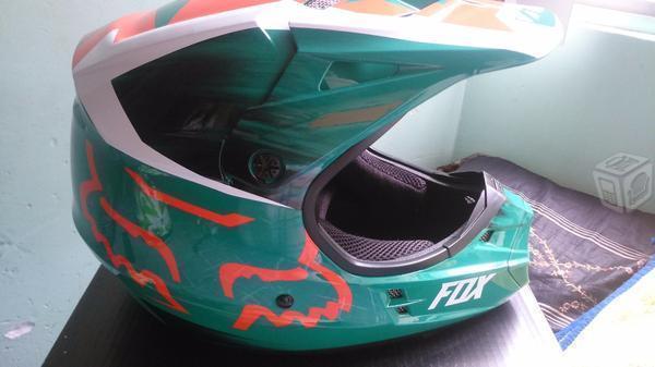 Casco Fox v1 modelo.vandal 2015