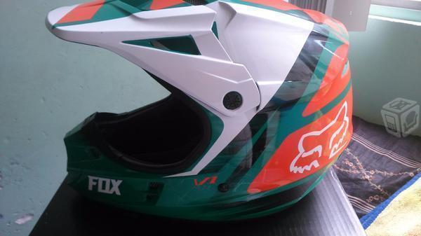 Casco Fox v1 modelo.vandal 2015