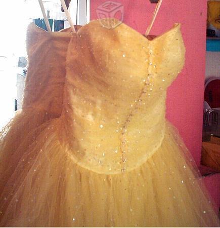 Vestido para XV-Años. Color Amarillo Nuevo
