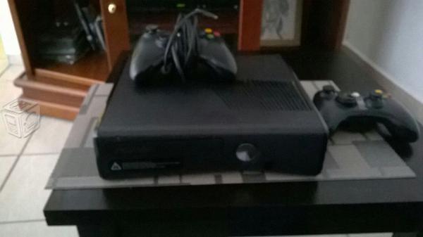Xbox 360 seminuevo