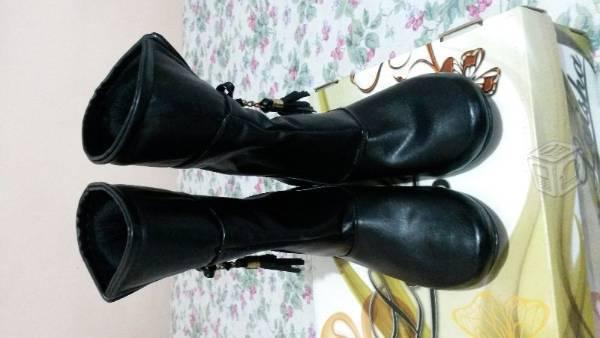 Bonitas Botas Laisha