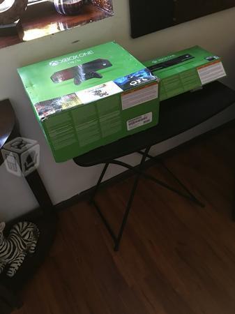 Se vende XBOX ONE y KINECT