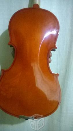 Bonito violin