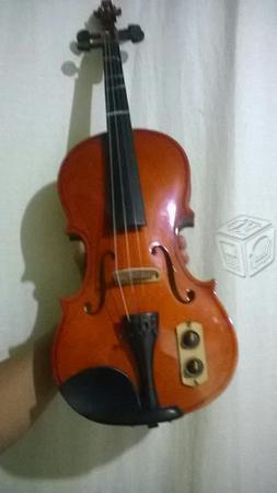 Bonito violin