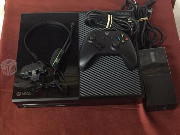 Xbox One 500GB control Gears of War