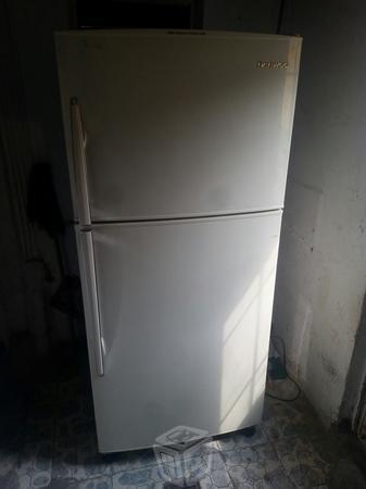 Refrigerador Daewoo grande