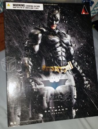 Batman figura de accion play arts