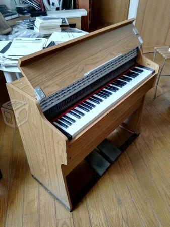 Armonio órgano de aire 61 teclas como nuevo