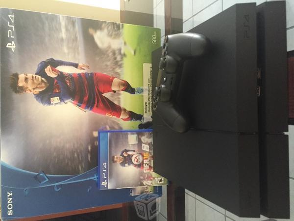 PS4 edición FIFA 16