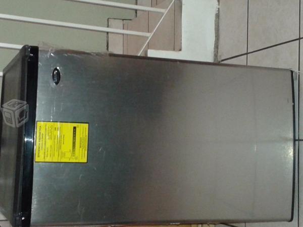 Mini Refrigerador Sanyo