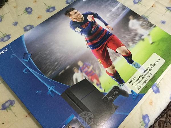 Playstation 4 edición FIFA 16 sellada