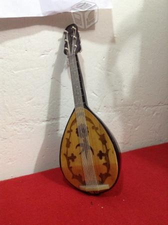 Bandolina decorativa de cuerda musical