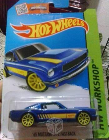 HOT wheels Mustang