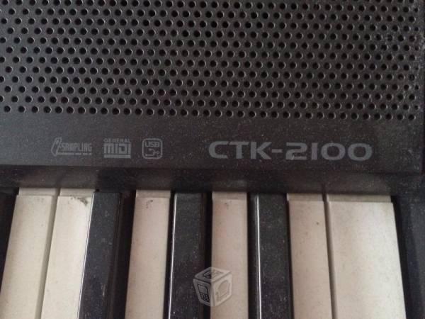 Teclado Casio CTK 2100