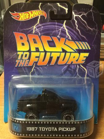 Hot Wheels Retro 1987 Toyota Pickup