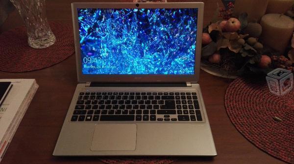 Laptop Acer Aspire V5-551