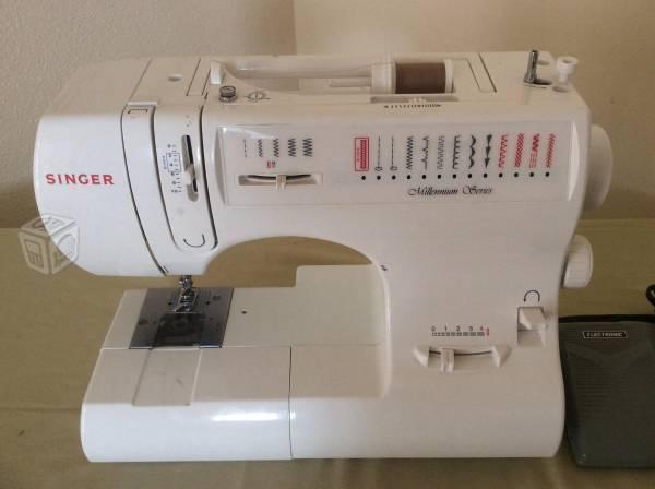 Máquina de coser Singer Millenium Series 6412