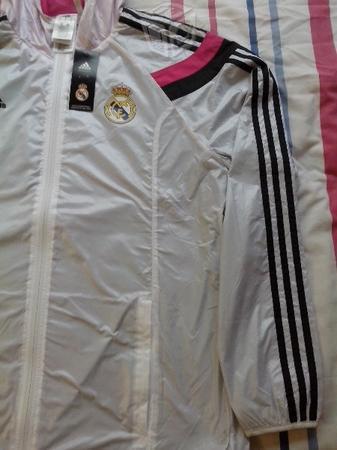 Chamarra Adidas Real Madrid nueva