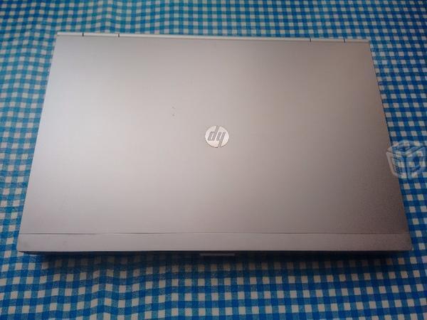 Laptop HP i5 2.50Ghz 6Gb RAM Pila 3Hrs 500Gb Dd