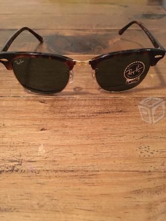 Ray-Ban Clubmaster (RB3016)