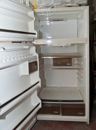 Refrigerador whirpool muy economico y gran tamaño