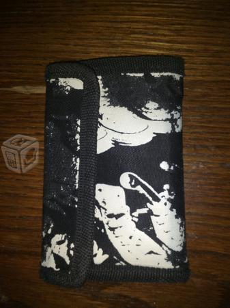 Cartera billetera converse